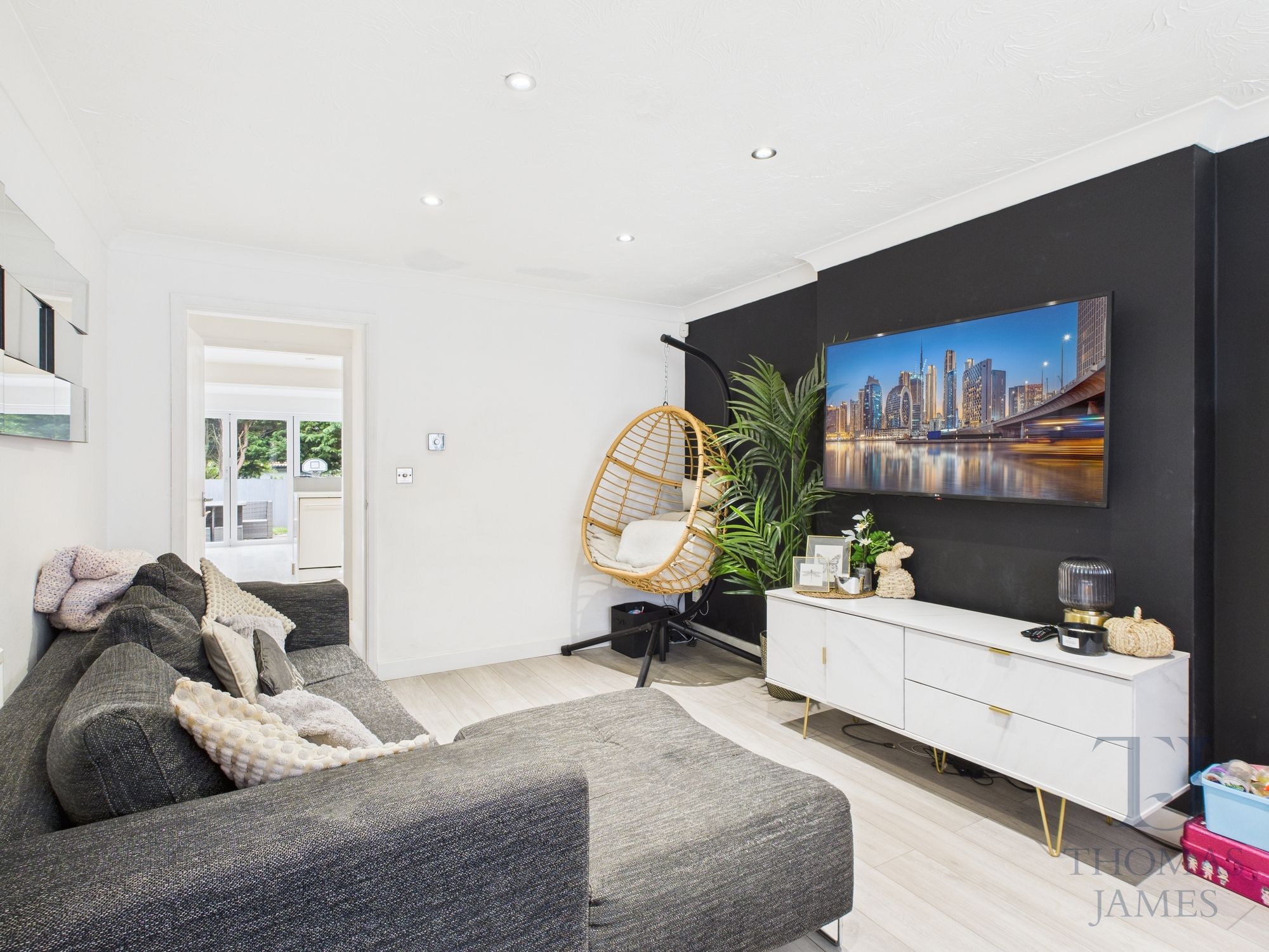 Images for Henson Close, Radcliffe-On-Trent, NG12