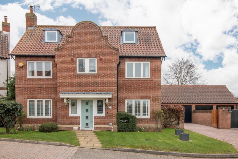 View Full Details for Walnut Grove, Cotgrave, Nottingham