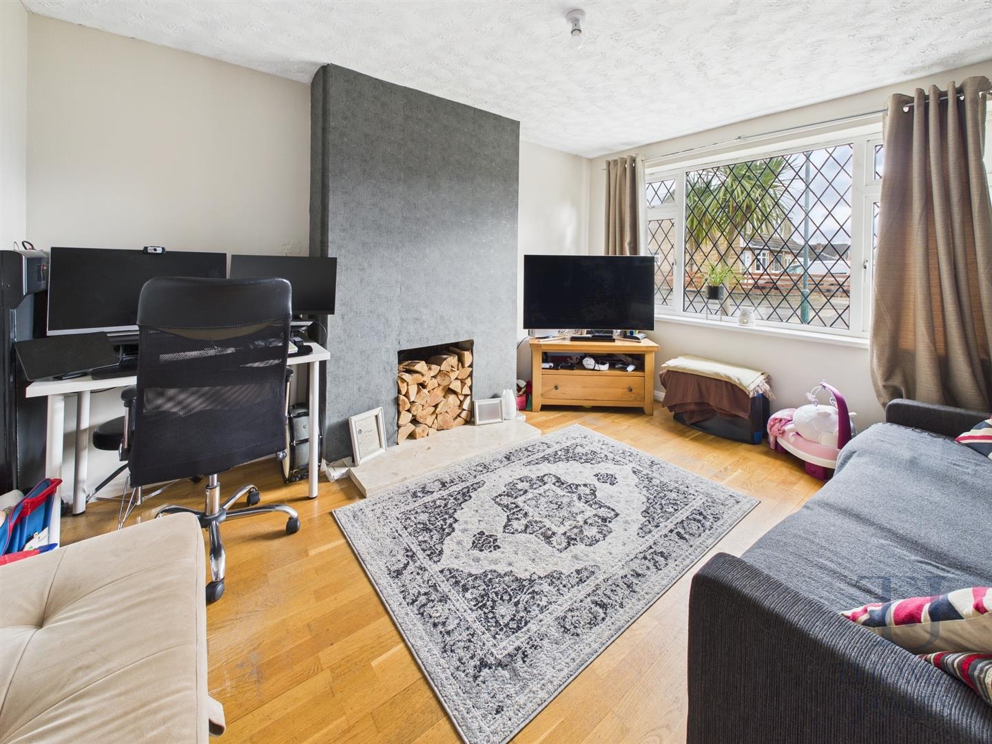 Images for Quinton Close, Silverdale. Nottingham