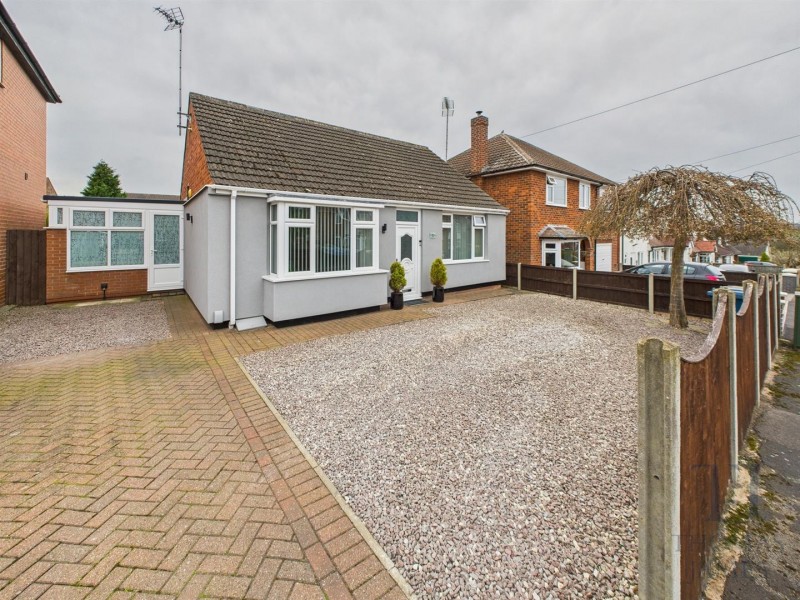 View Full Details for Thomas Avenue, Radcliffe-On-Trent, Nottingham