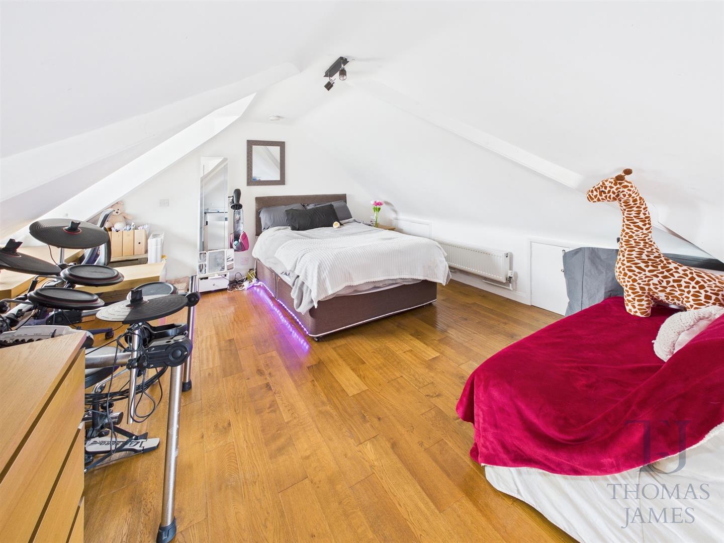 Images for Ruddington Lane, Wilford, Nottingham