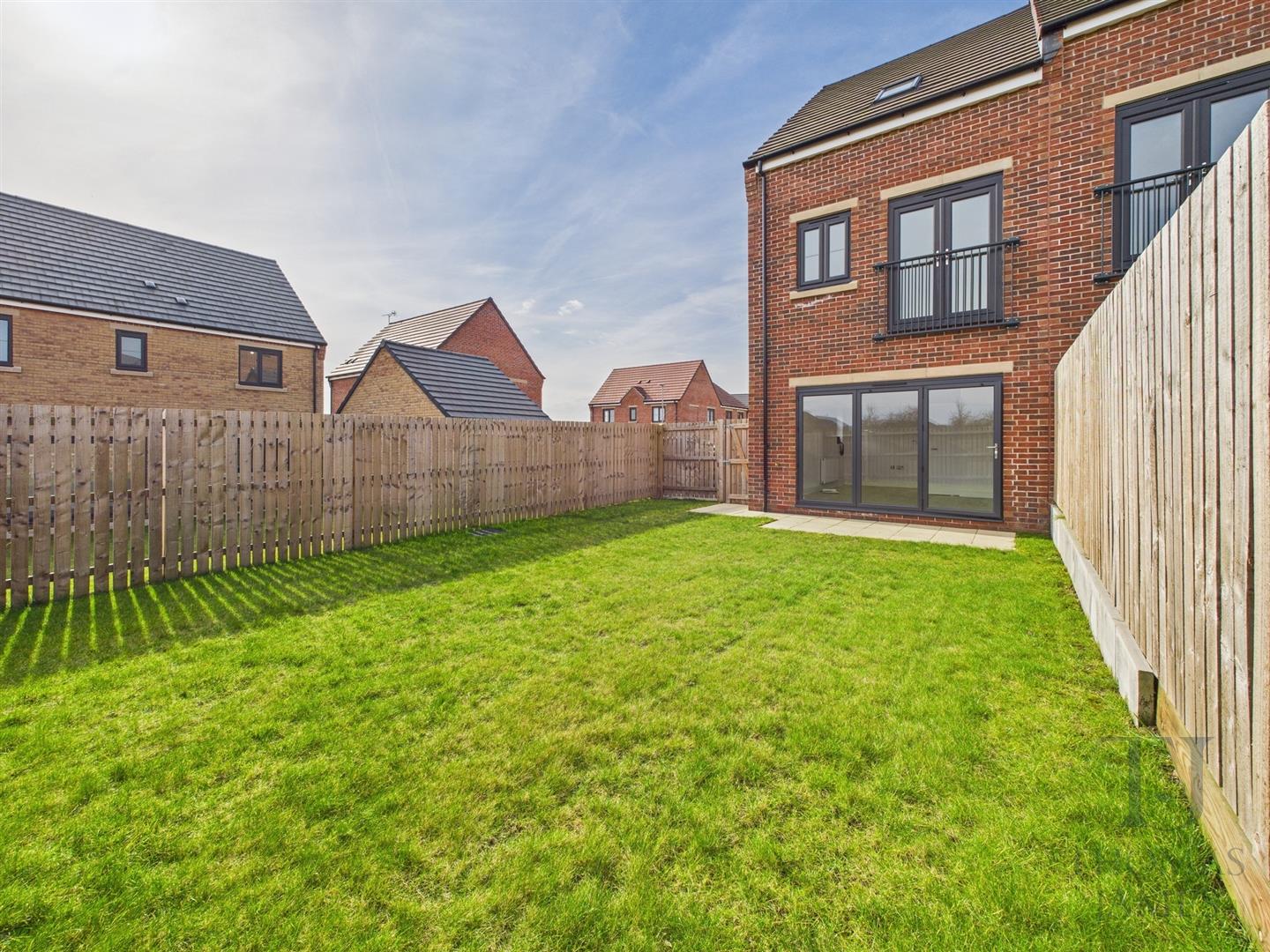 Images for Clipstone Road East, Forest Town, Mansfield