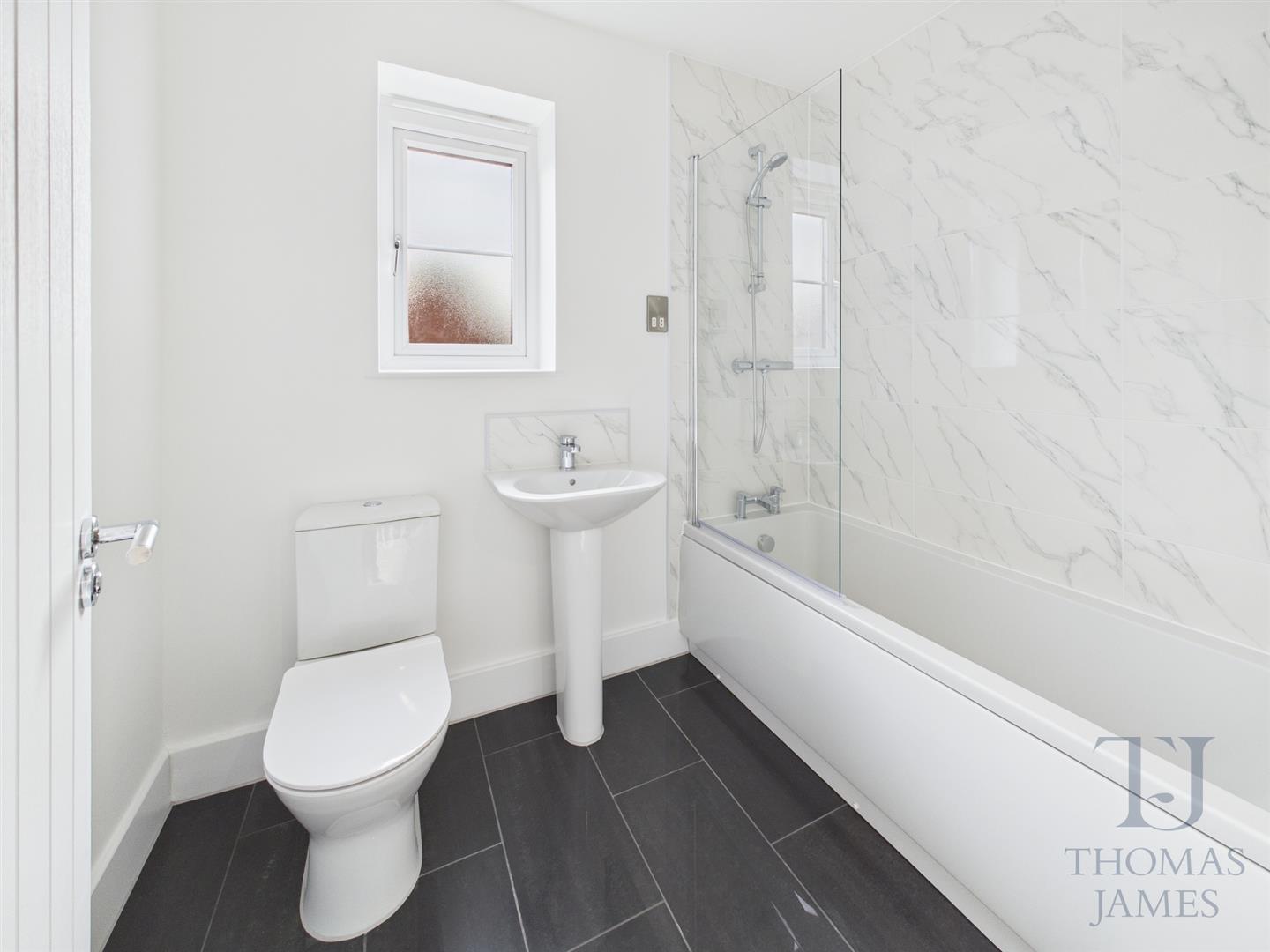 Images for Clipstone Road East, Forest Town, Mansfield
