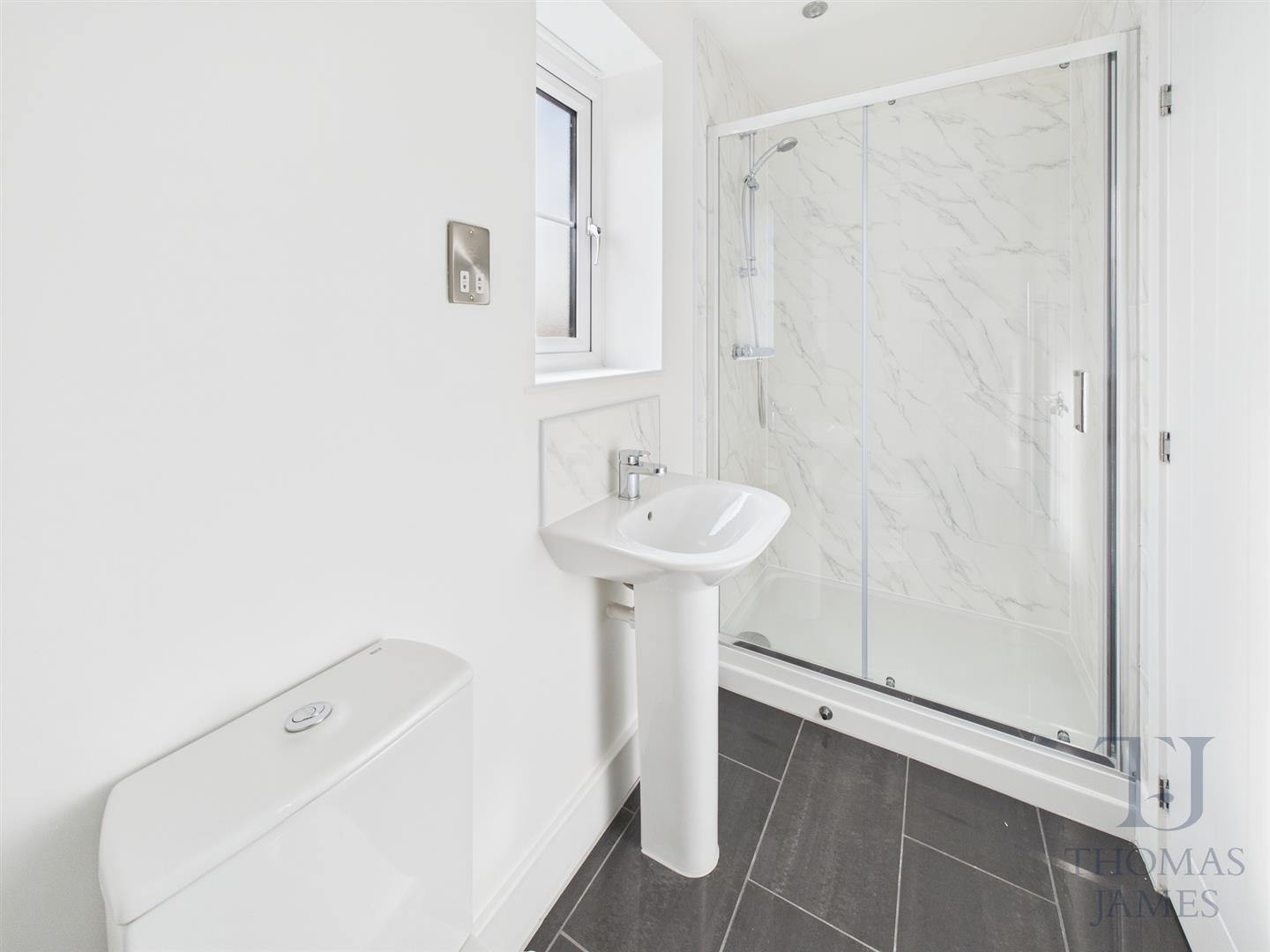 Images for Clipstone Road East, Forest Town, Mansfield