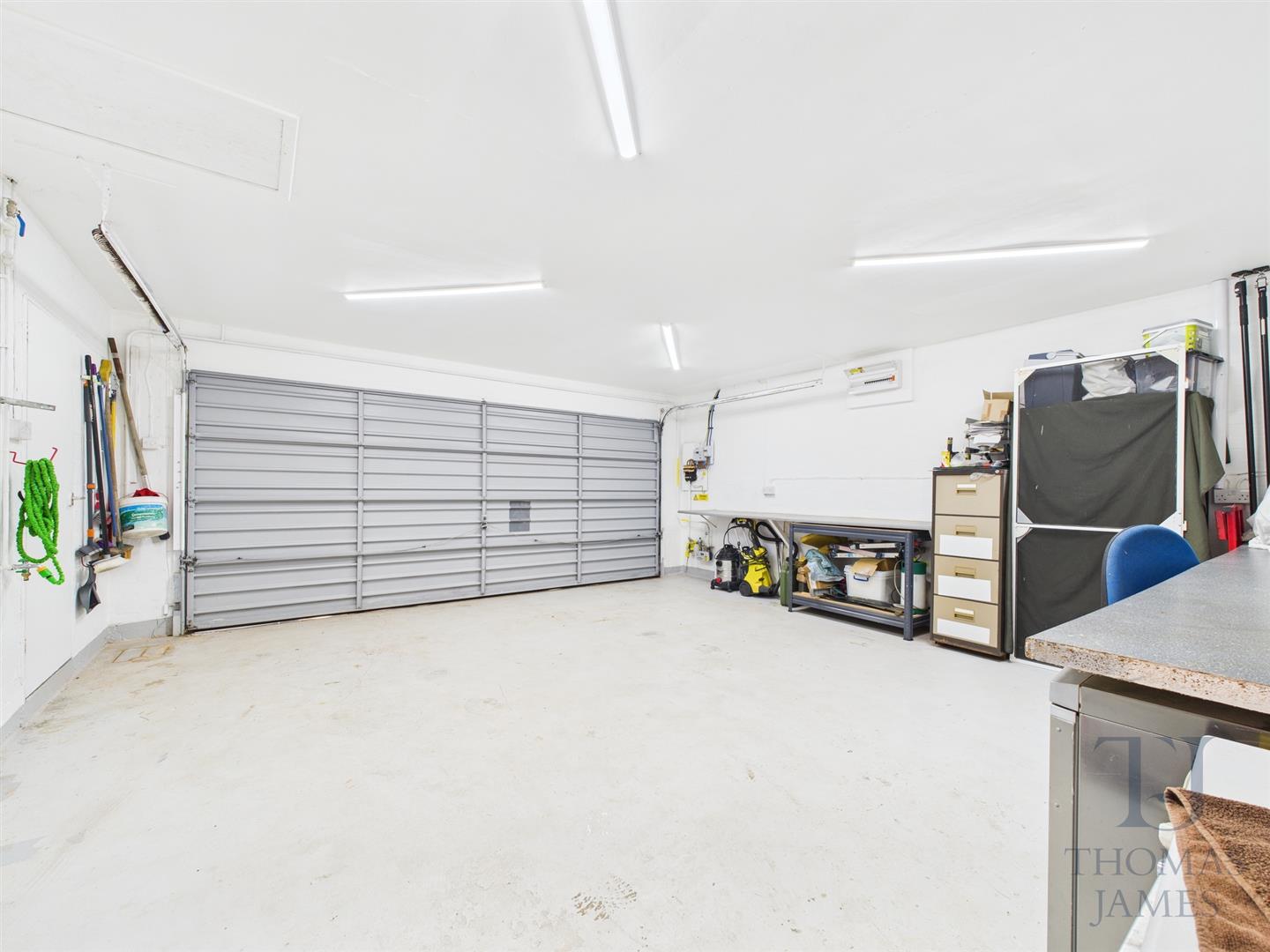 Images for Brown Lane, Barton-In-Fabis, Nottingham