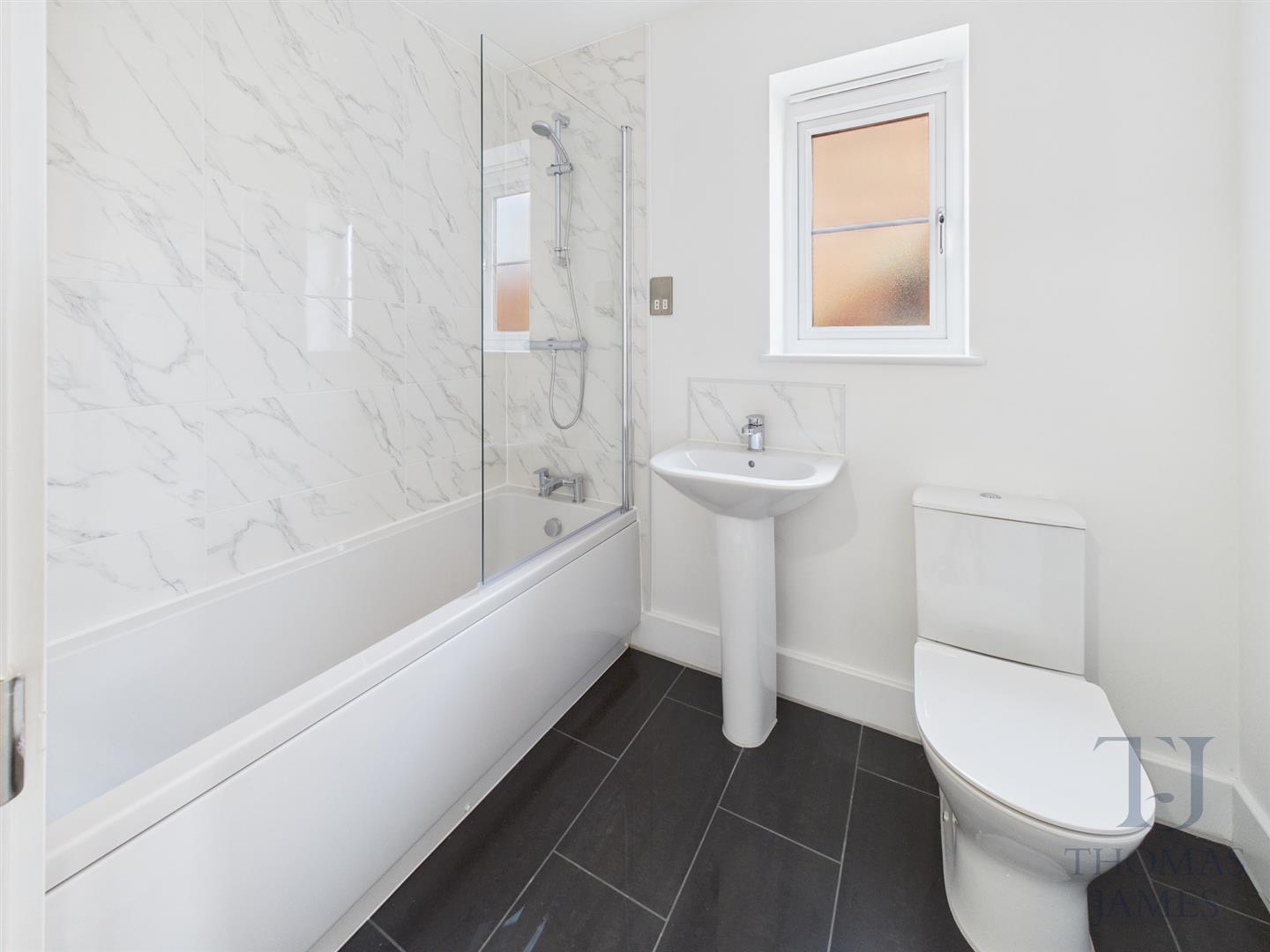 Images for Clipstone Road East, Forest Town, Mansfield
