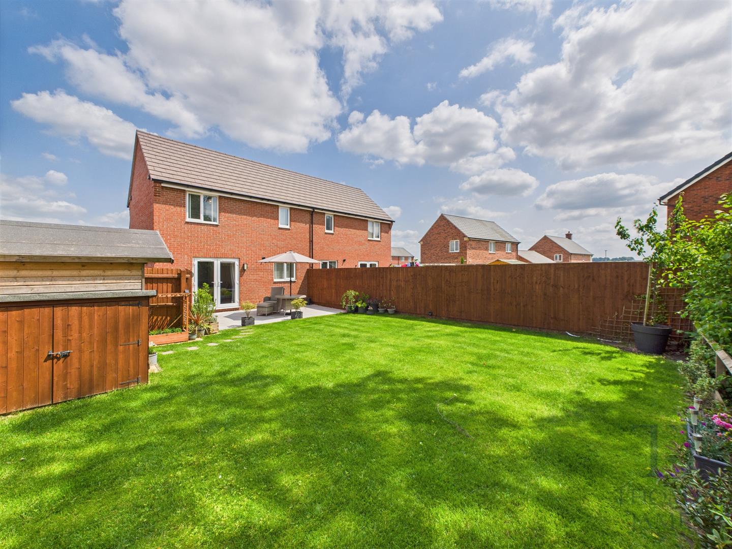Images for Newbury Gardens, Radcliffe on Trent