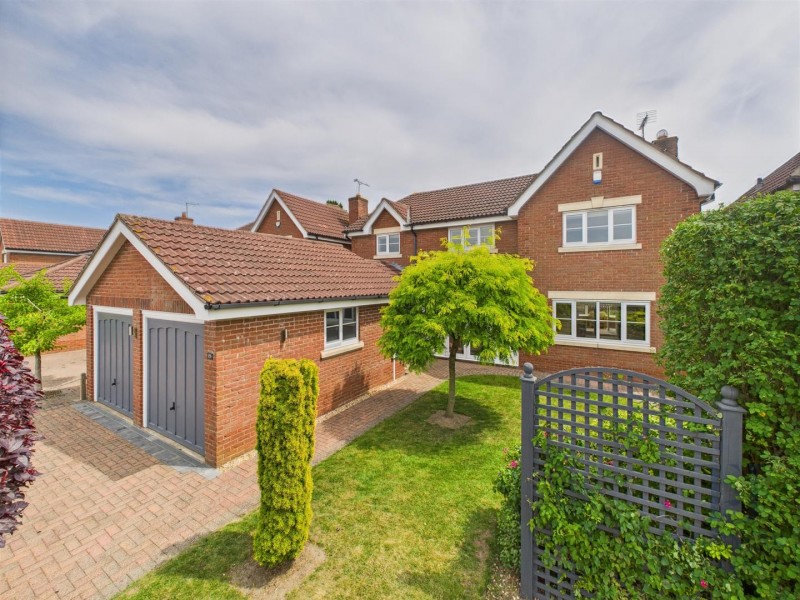 View Full Details for High Meadow, Tollerton, Nottingham