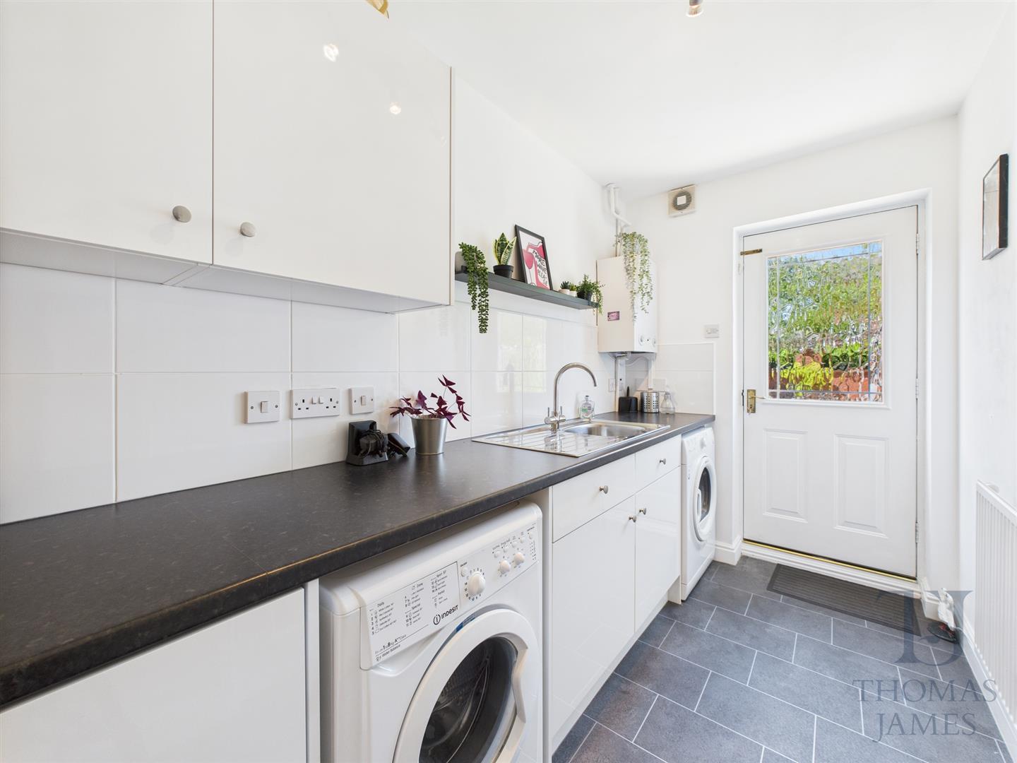 Images for Whitehall Court, Radcliffe-On-Trent, Nottingham