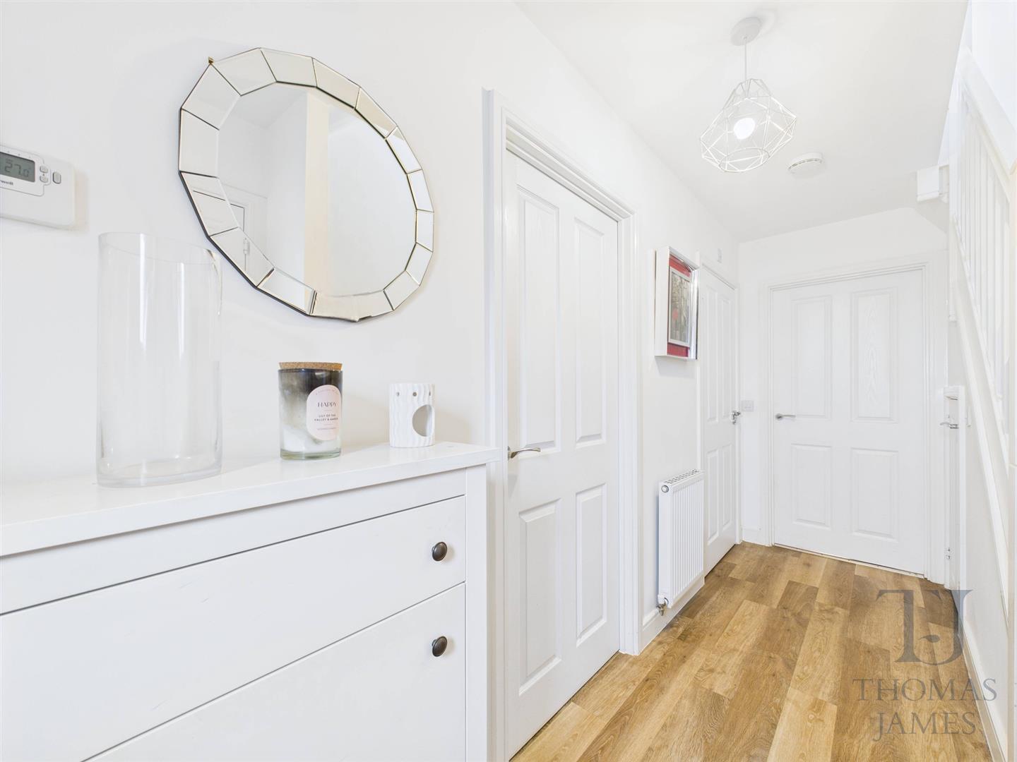 Images for Woodpecker Close, West Bridgford, Nottingham