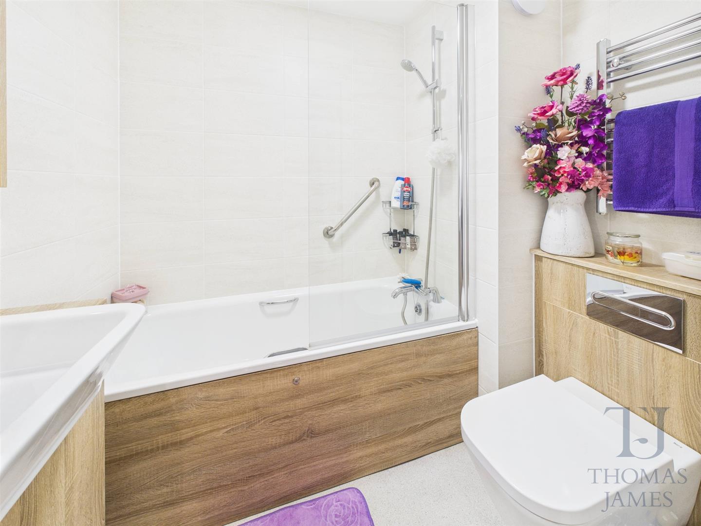 Images for Manor Lodge, Manor Park, Ruddington
