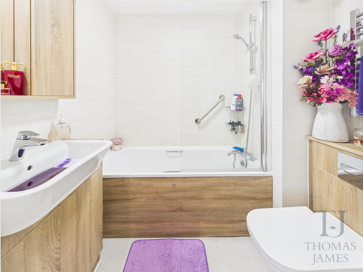 Images for Manor Lodge, Manor Park, Ruddington