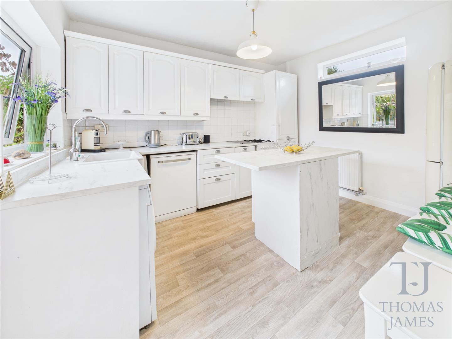 Images for Kirk Lane, Ruddington, Nottingham