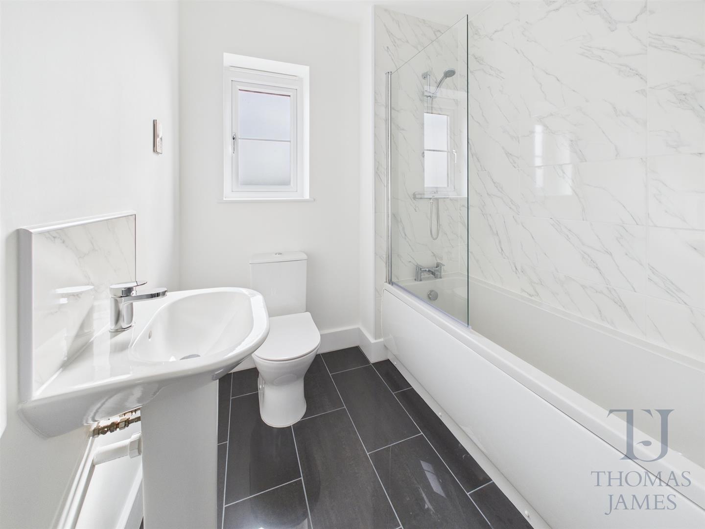 Images for Clipstone Road East, Forest Town, Mansfield