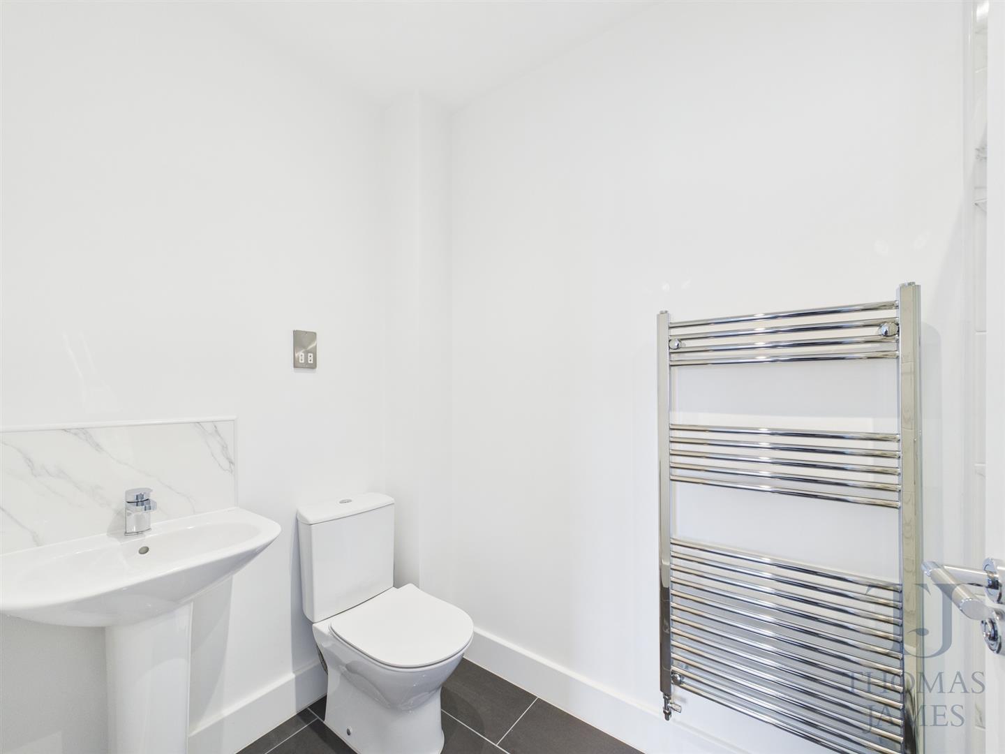 Images for Clipstone Road East, Forest Town, Mansfield