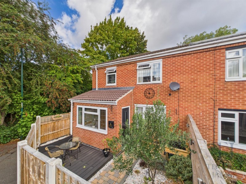 View Full Details for Garrett Grove, Nethergate, Nottingham