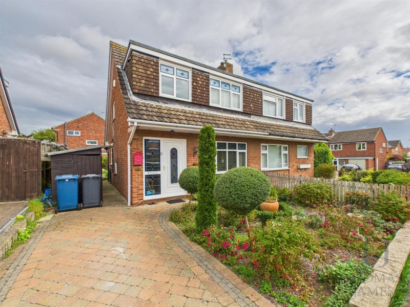 View Full Details for Hall Drive, Cropwell Bishop, Nottingham