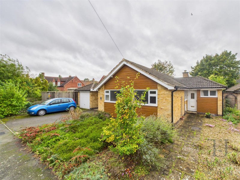View Full Details for Hollytree Close, Hoton, Loughborough