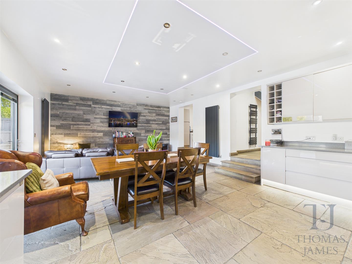 Images for Meadow End, Gotham, Nottingham