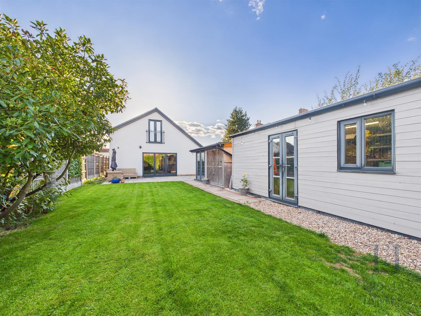 Images for Meadow End, Gotham, Nottingham