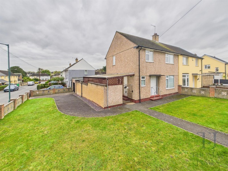 View Full Details for Tintagel Green, Clifton, Nottingham