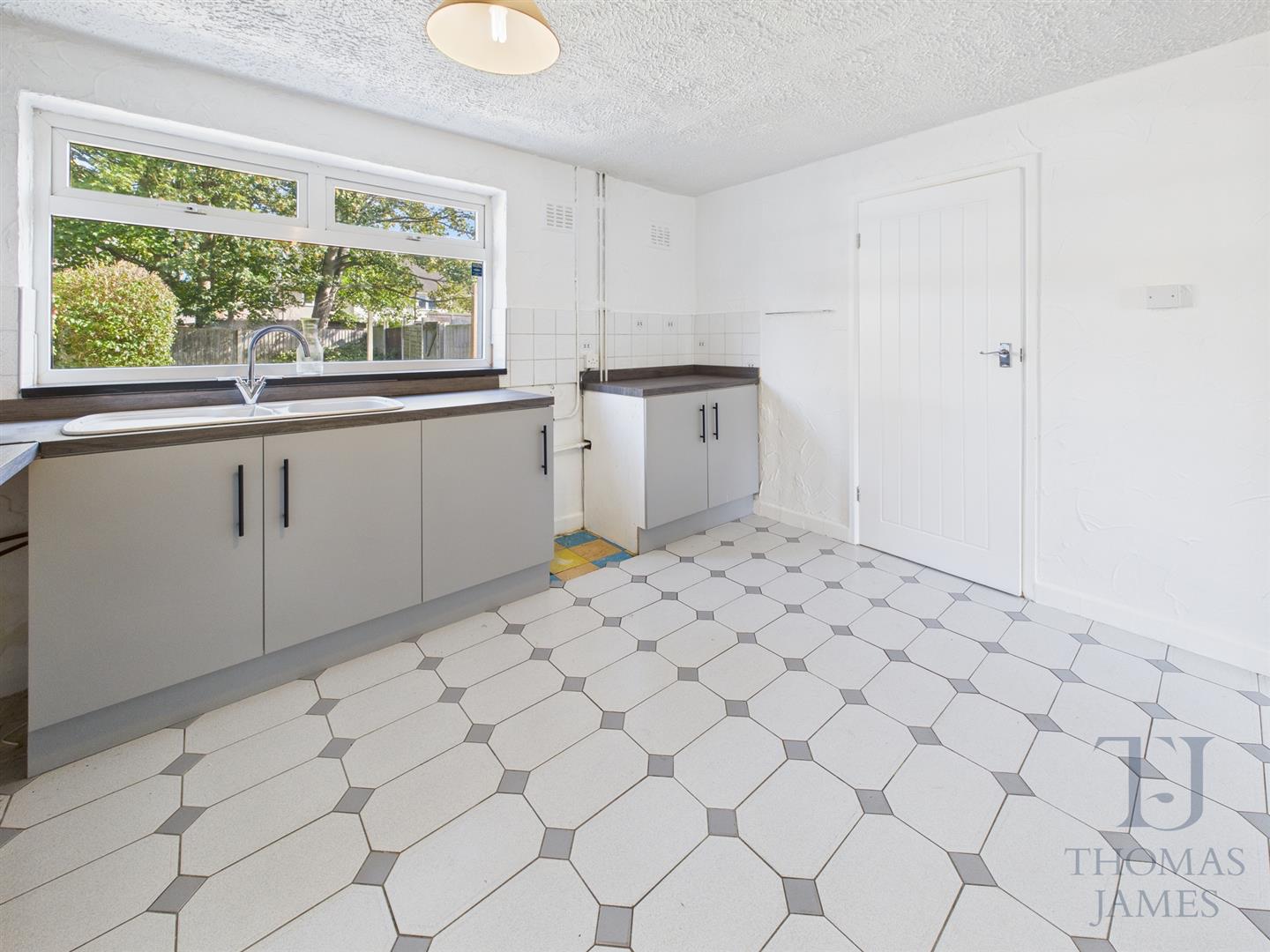 Images for Bradley Walk, Clifton, Nottingham