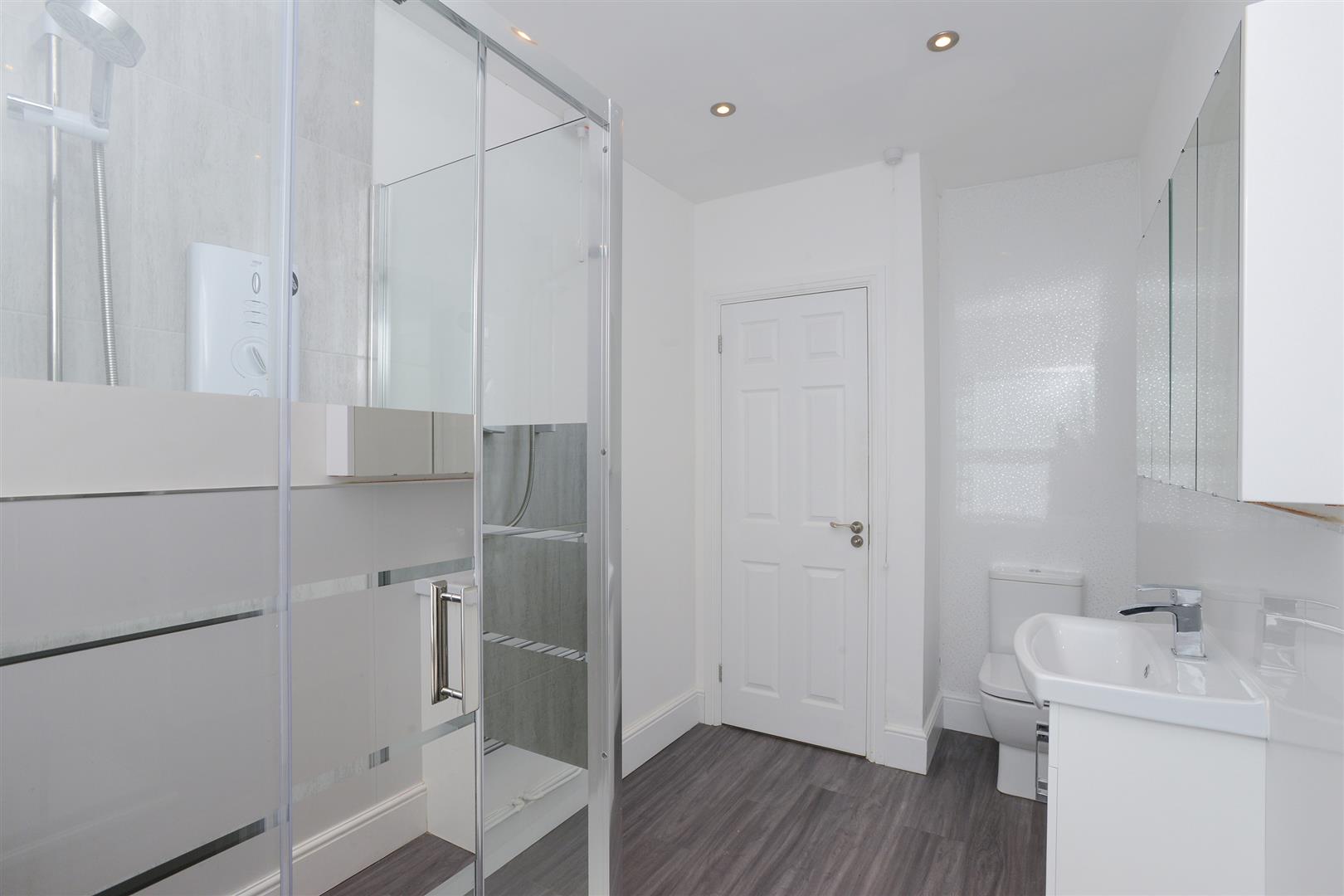 Images for Wellington Square, Nottingham