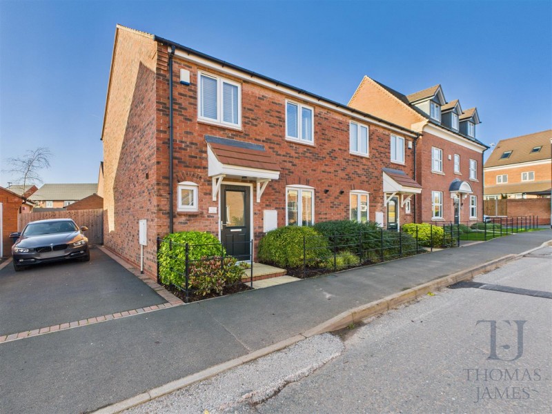 View Full Details for Hallam Drive, Radcliffe-On-Trent, Nottingham