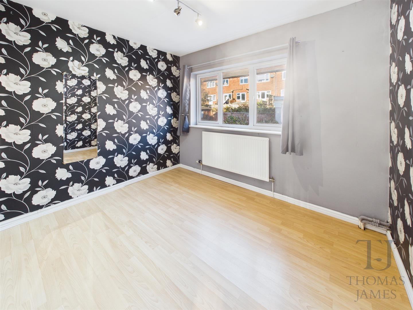 Images for Pinewood Gardens, Clifton, Nottingham