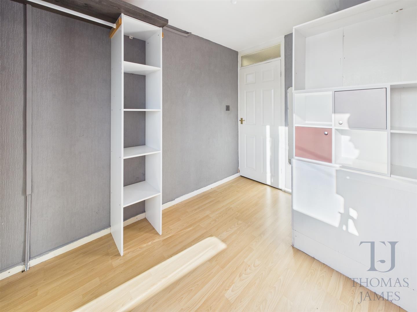 Images for Pinewood Gardens, Clifton, Nottingham