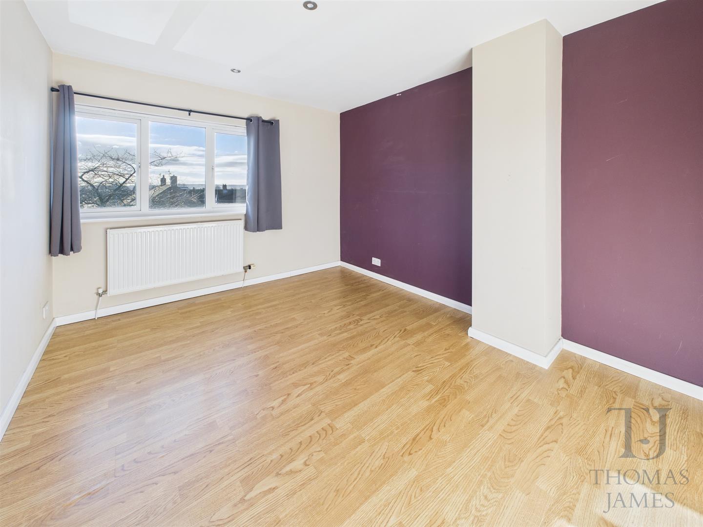 Images for Pinewood Gardens, Clifton, Nottingham