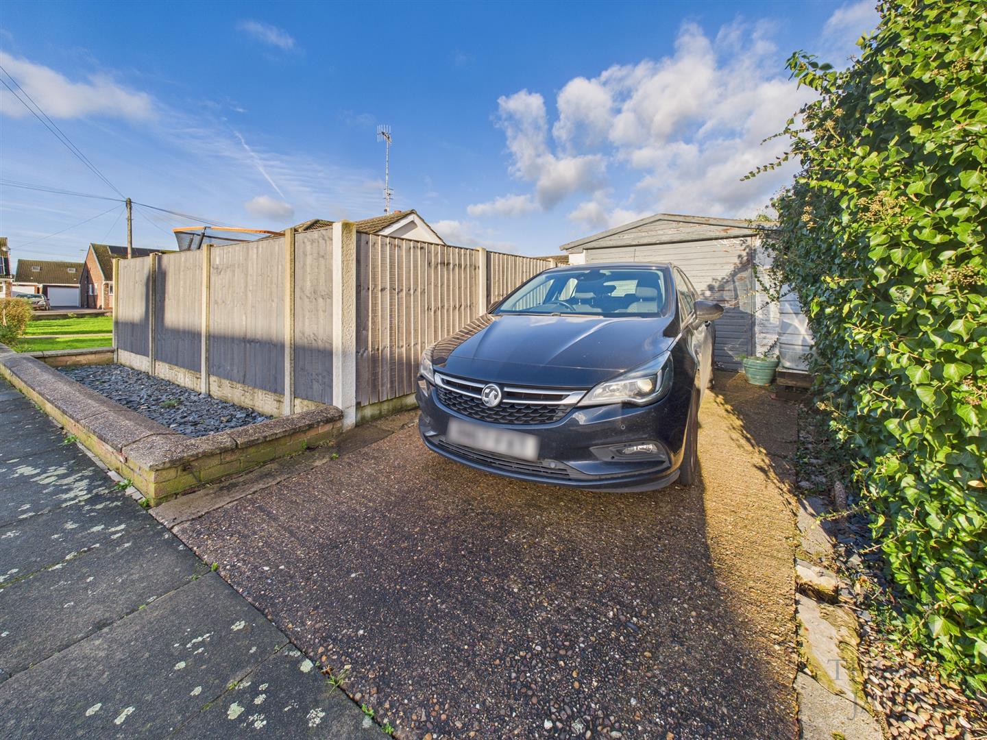 Images for Newholm Drive, Nottingham