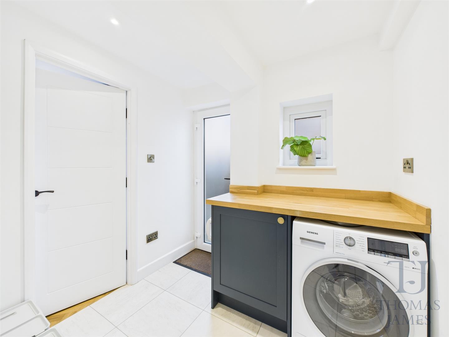 Images for Colston Gate, Cotgrave, Nottingham