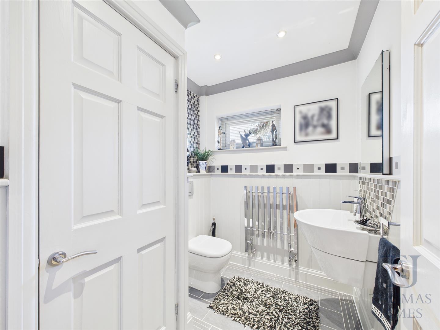 Images for 18 The Limes, Manor Park, Ruddington, Nottingham