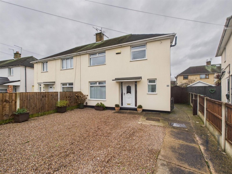 View Full Details for Meadowvale Crescent, Clifton, Nottingham