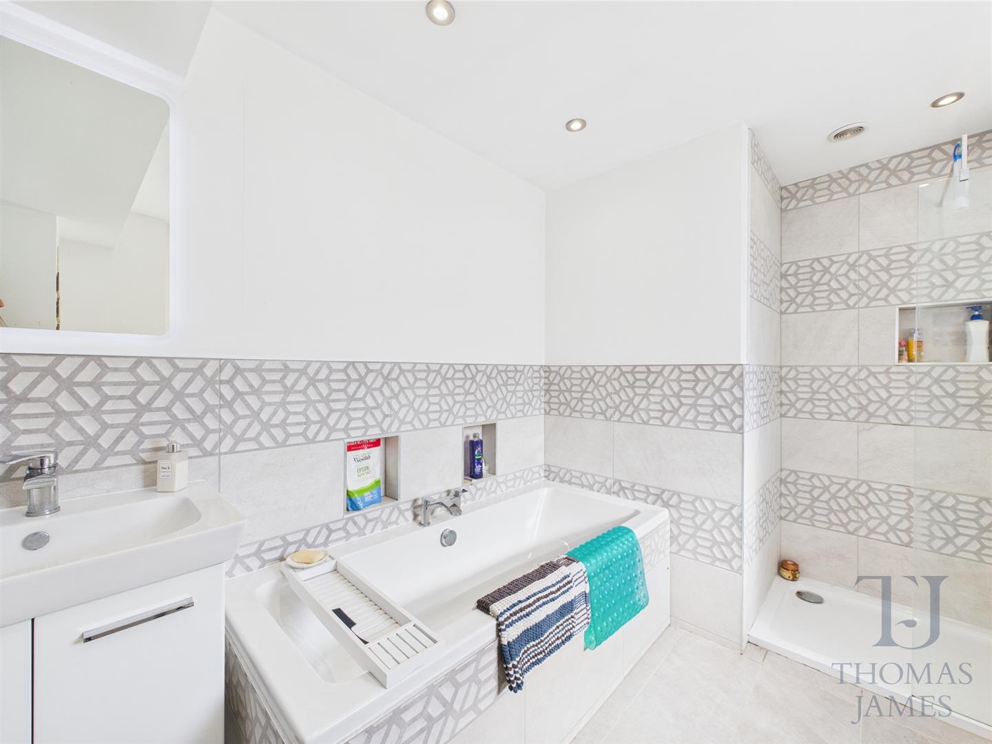 Images for Cropwell Gardens, Radcliffe-On-Trent