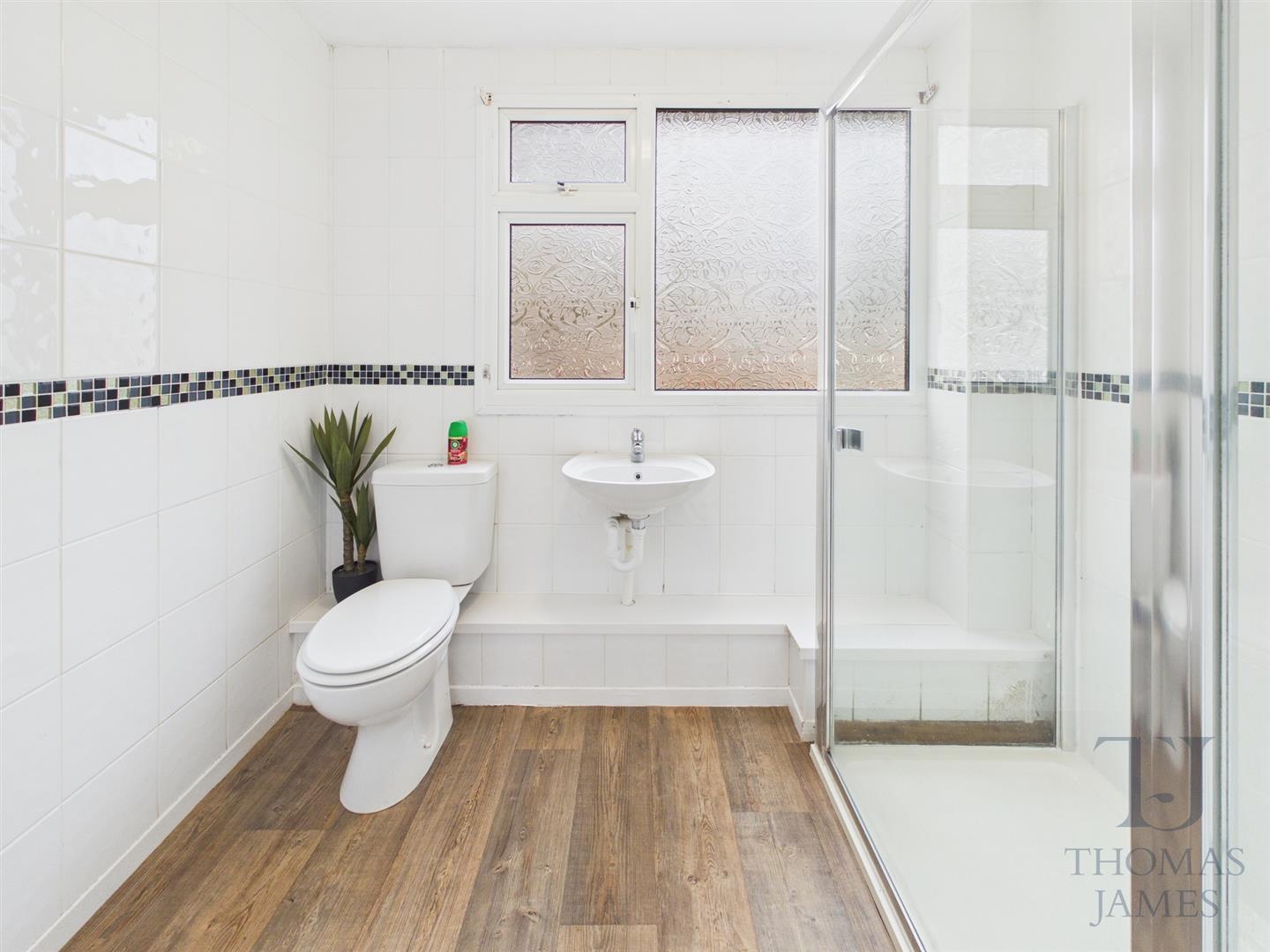 Images for Glenlivet Gardens, Clifton, Nottingham