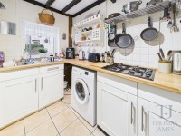 Images for Meadow End, Gotham