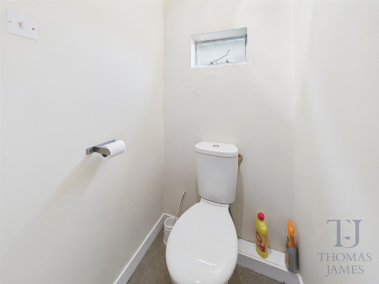 Images for Meadow End, Gotham