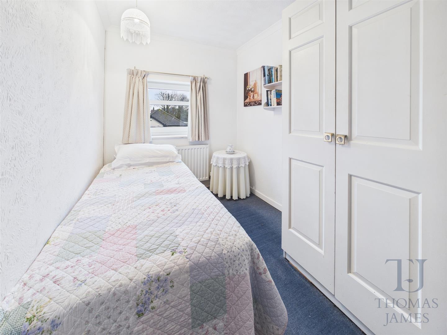 Images for Meadow End, Gotham