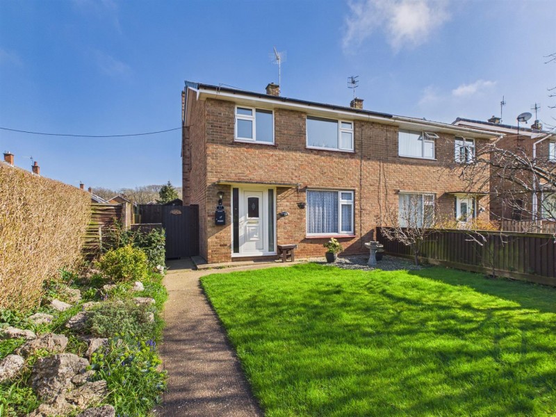 View Full Details for Cloverdale, Cotgrave, Nottingham