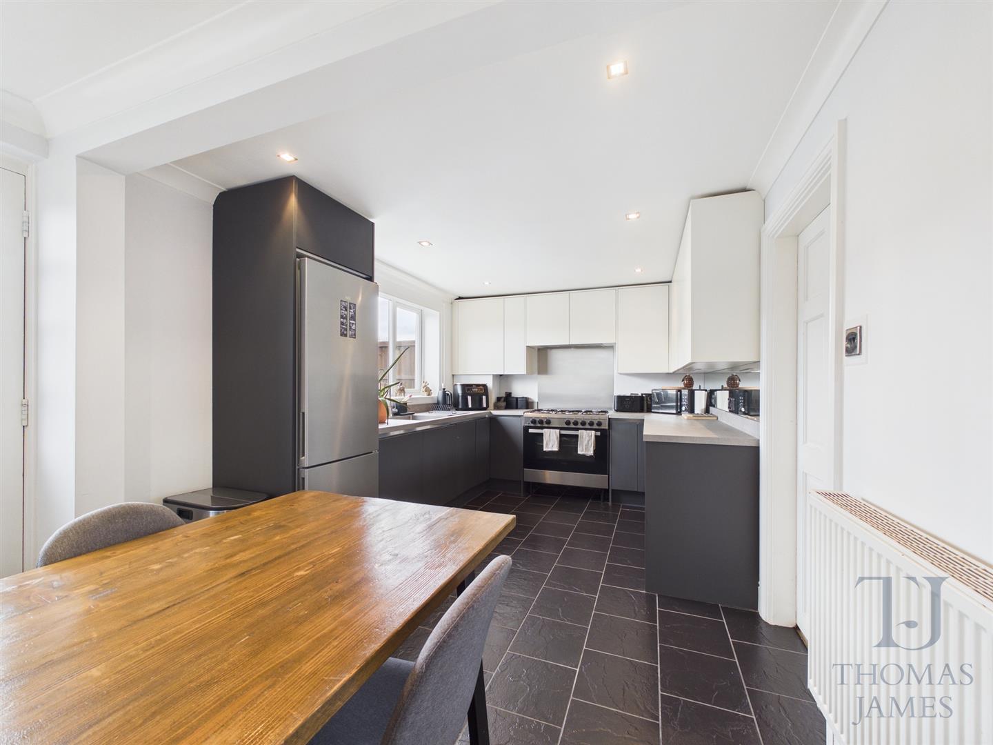 Images for Leverton Green, Clifton, Nottingham