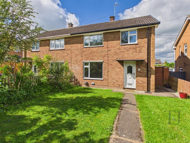 View Full Details for Cloverdale, Cotgrave, Nottingham