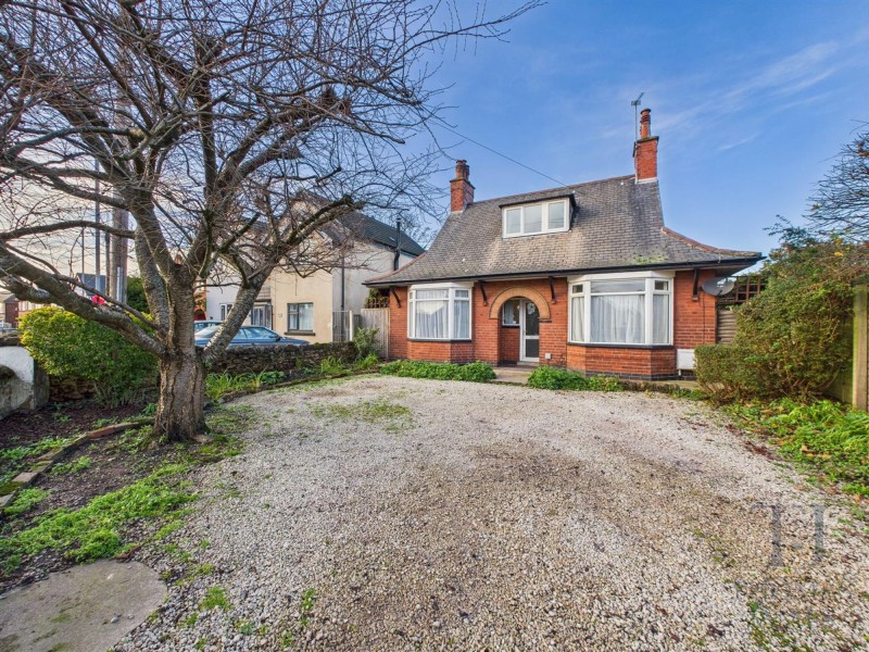 View Full Details for Carlton Hill, Carlton, NG4