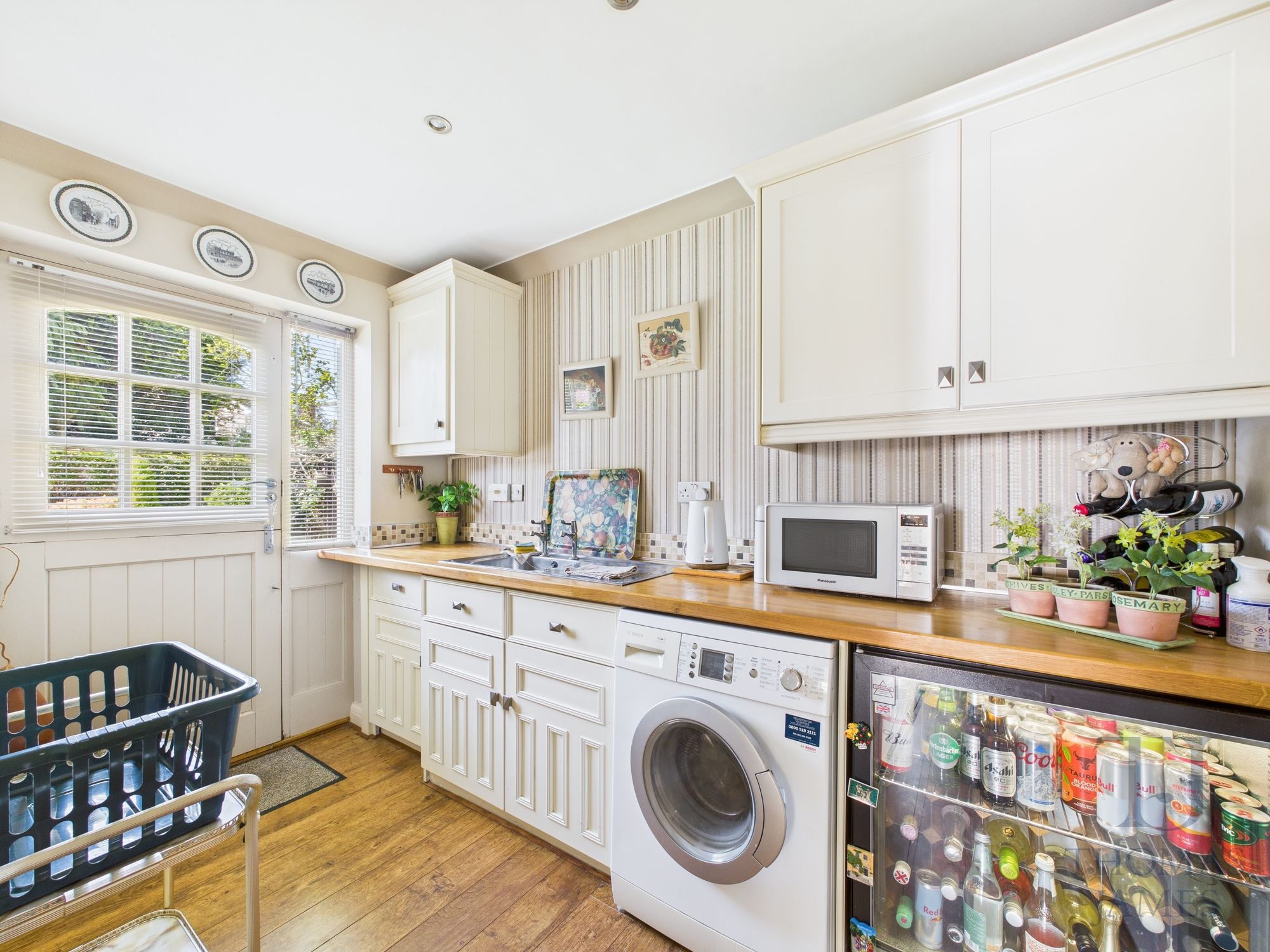 Images for 18 Manor Park, Nottingham, NG11