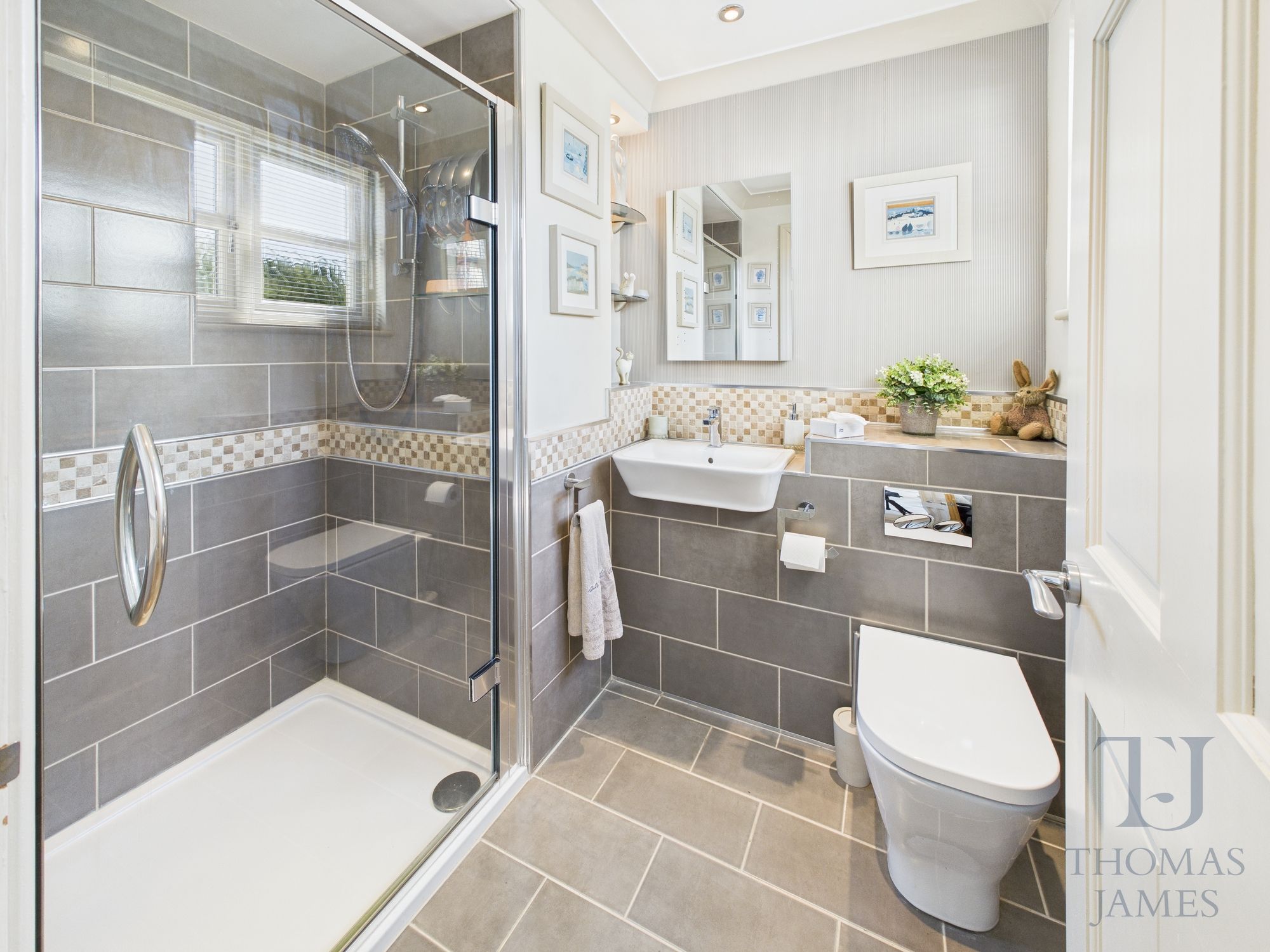 Images for 18 Manor Park, Nottingham, NG11