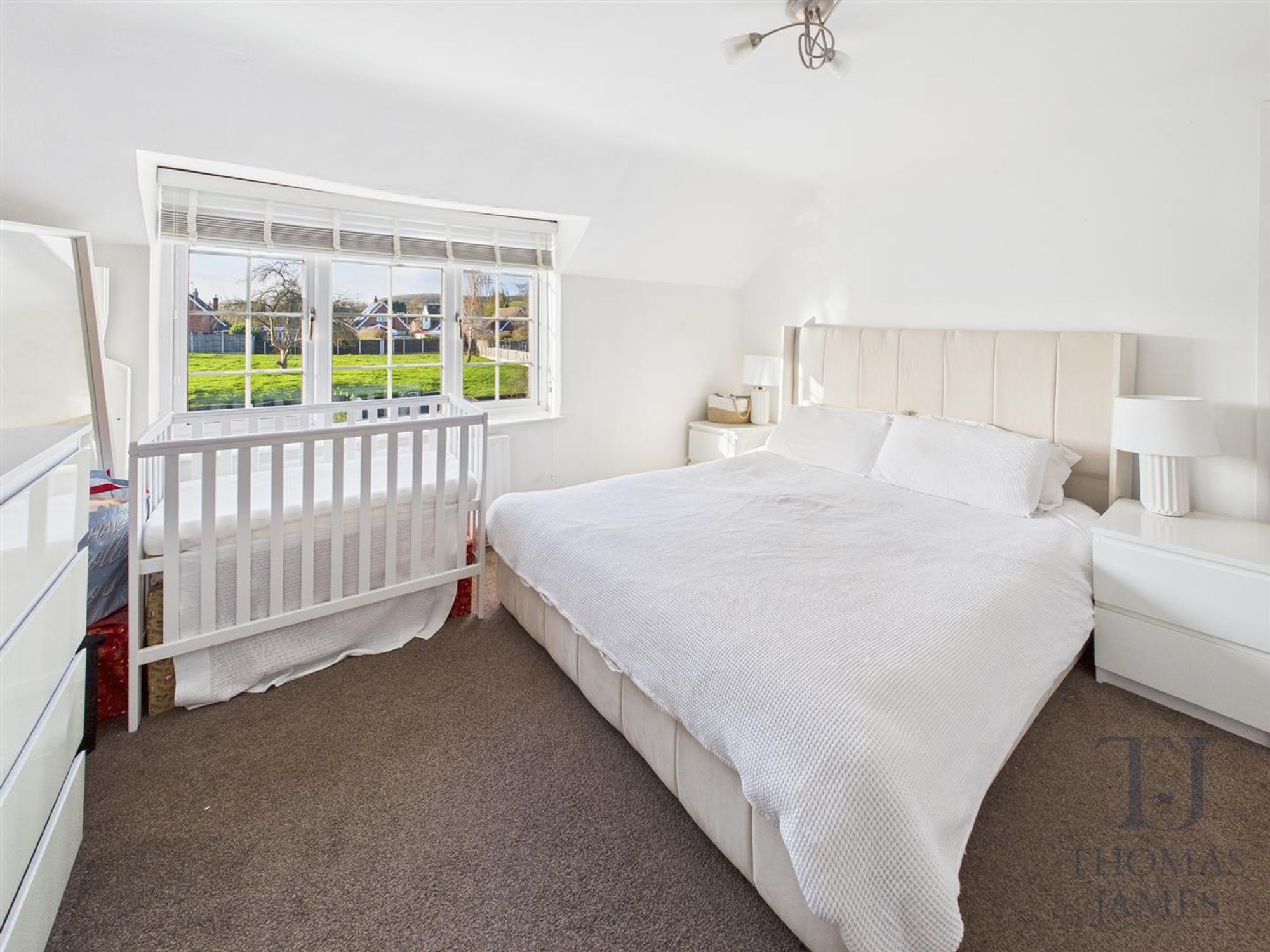 Images for Orchard Street, Gotham, NG11