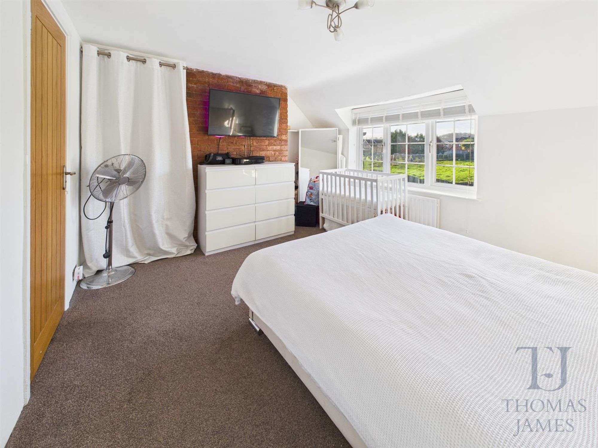 Images for Orchard Street, Gotham, NG11