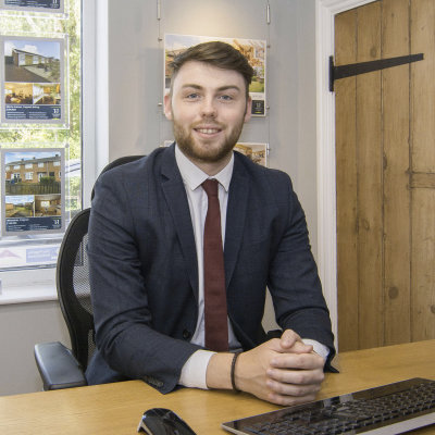 BILLY  FOULSTONE, PROPERTY CONSULTANT
